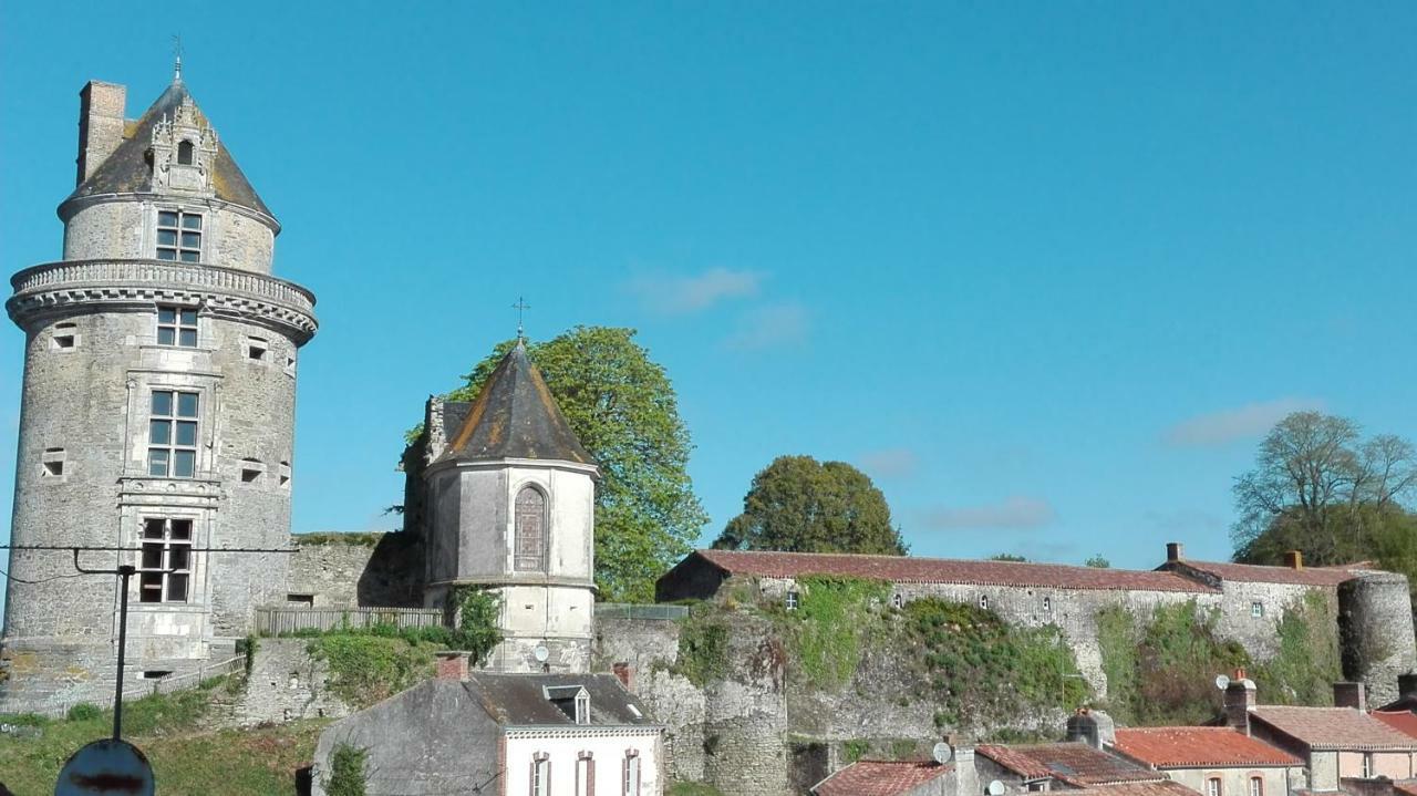Le Logis De La Mesanchere Hotell Apremont  Eksteriør bilde