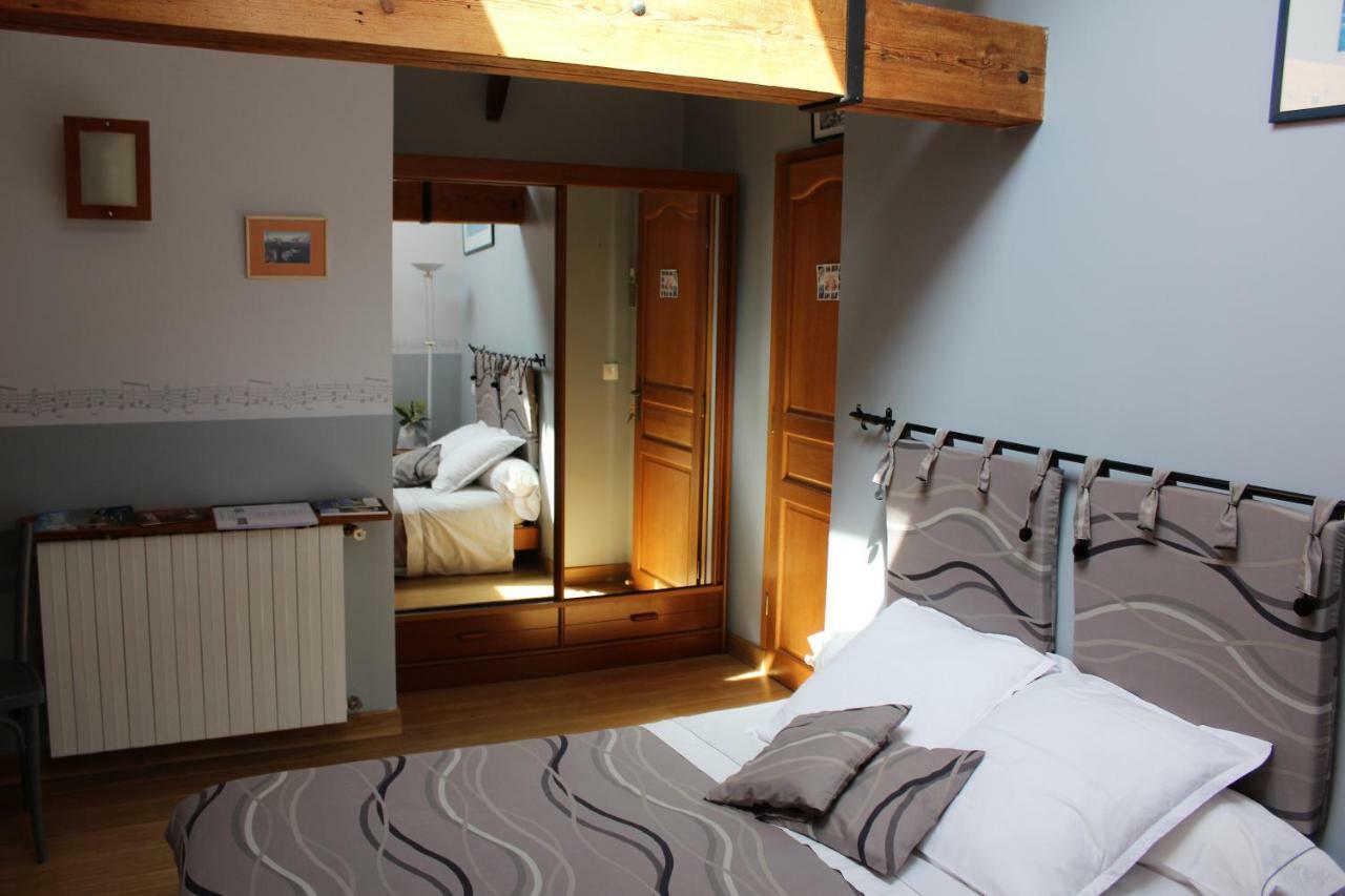 Le Logis De La Mesanchere Hotell Apremont  Eksteriør bilde